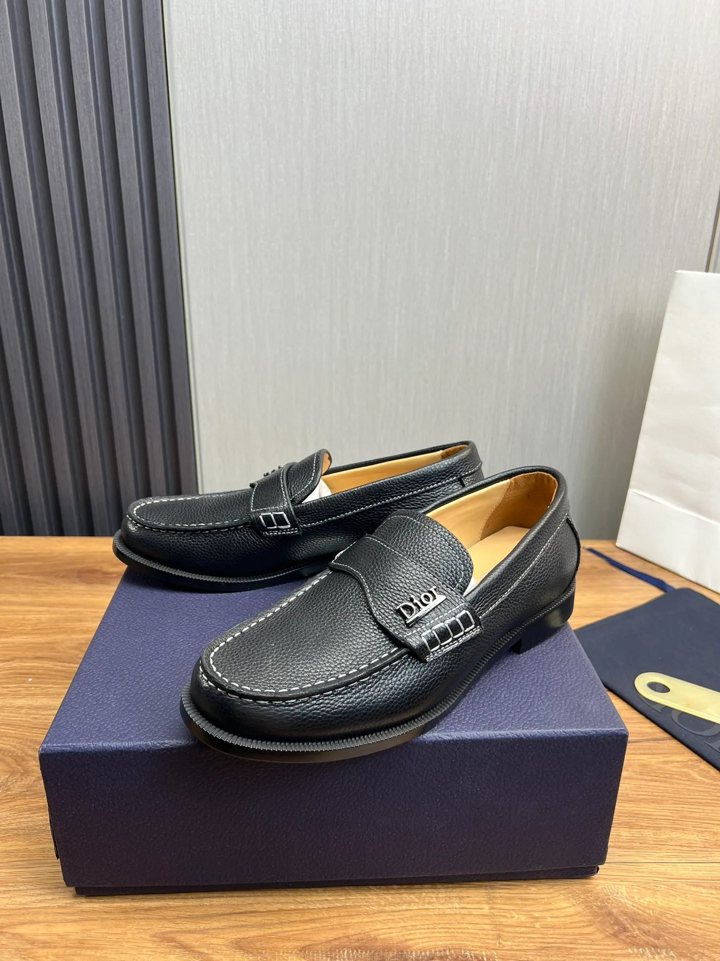 Men's men's shoes💰560💰 Dior men's business casual leather shoes👞all use imported original brand leather, just to create a more comfortable wearing experience, upper: original cowhide➕imported sheepskin lining, original non-slip and wear-resistant rubber outsole✔️36-45 (38.45 non-returnable)